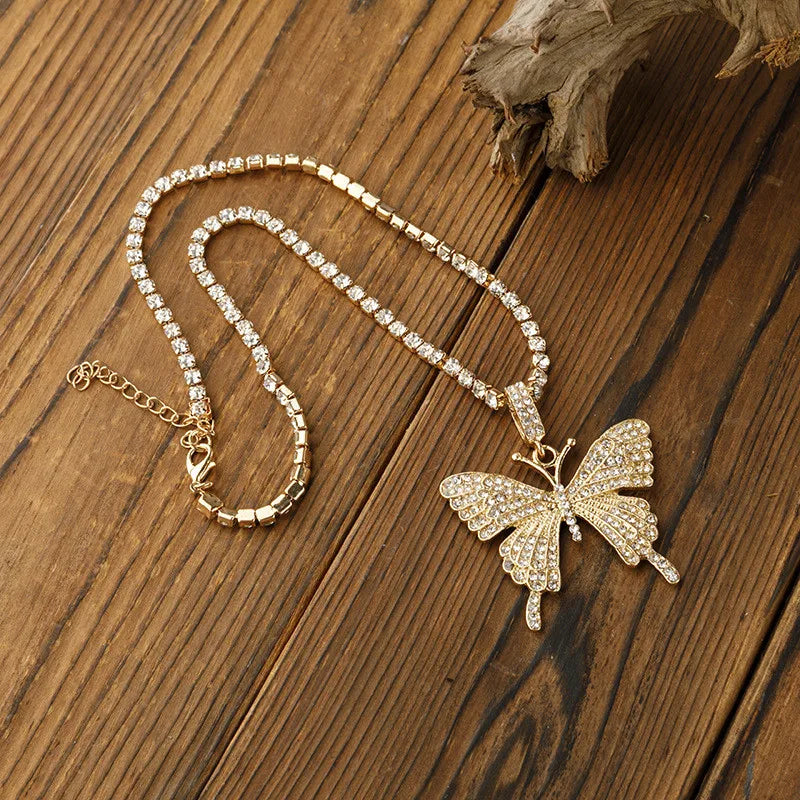 Elegant Statement Butterfly Pendant Necklace Rhinestone Chain for Women Bling Tennis Chain Crystal Choker Necklace Party Jewelry