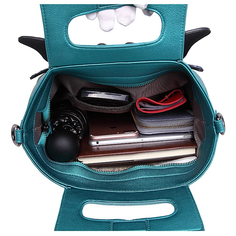 2018 New Women Butterfly Embroidered Tote Bag Painted Animal Shoulder Bags Big Pu Leather Bolsos Floral Party Handbag Luxury