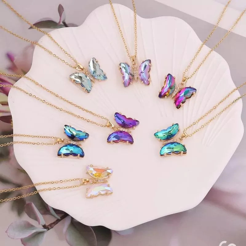Gradient Color Butterfly Shape Necklace For Women Popular Glass Crystal Butterfly Pendant Clavicle Chain Jewelry