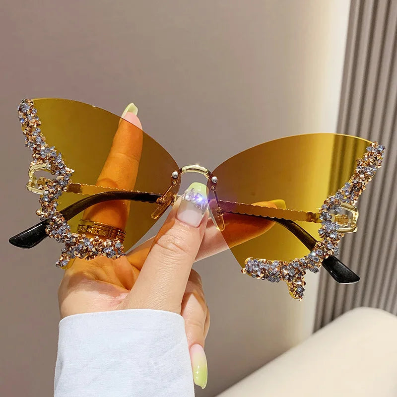 Elbru Luxury Butterfly Glitter Diamond Sunglasses Women Men Color Frameleaa Sun Eyeglasses Ladies Outdoor UV400 Shades Eyewear