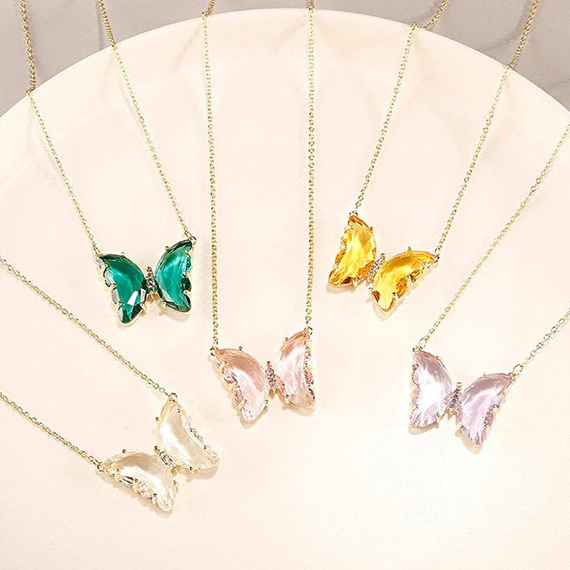 Fashion Gradient Color Butterfly Shape Necklace For Women Popular Glass Crystal Butterfly Pendant Clavicle Chain Jewelry